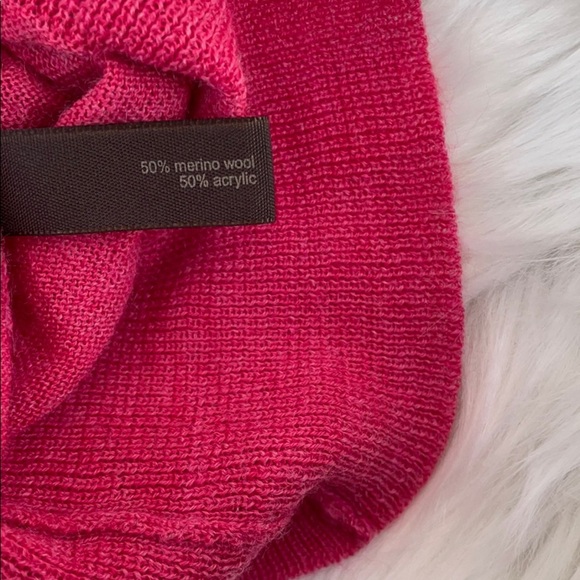 Limited sweater ❄️❄️ - Picture 5 of 8